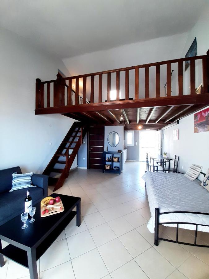 Appartement Christina'S Sea House à Nikiti  Extérieur photo